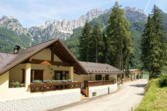 Appartamenti Chalet Al Lago Аллеге Экстерьер фото