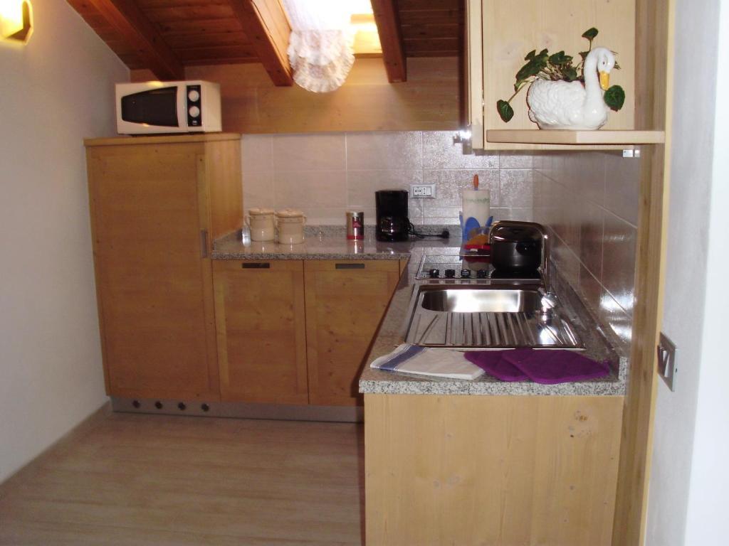 Appartamenti Chalet Al Lago Аллеге Номер фото