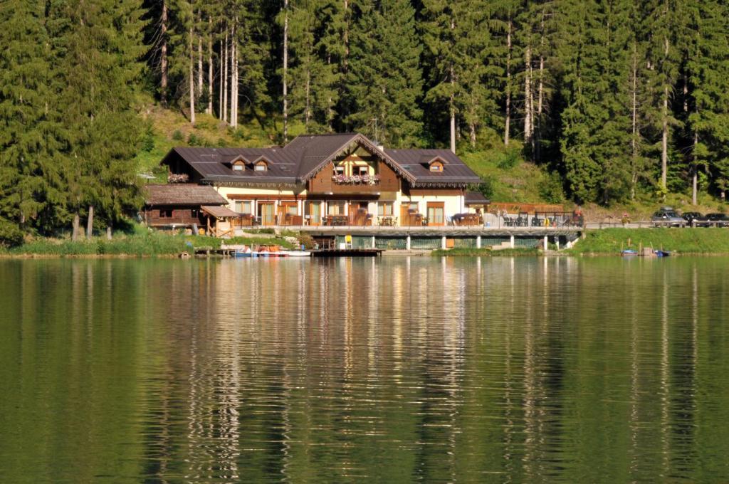 Appartamenti Chalet Al Lago Аллеге Экстерьер фото